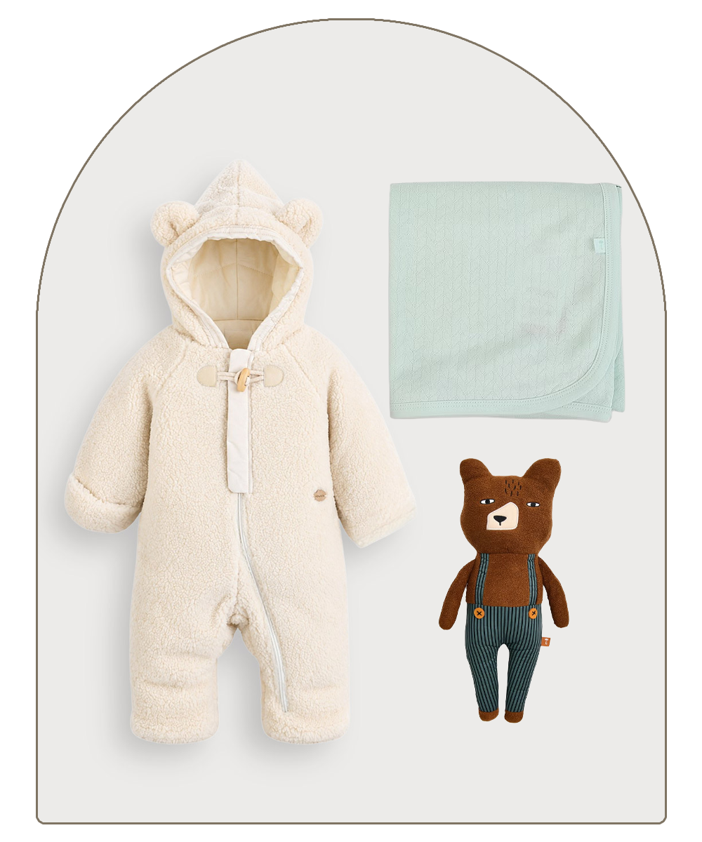 新生児の男の子用ギフトコレクション　クマのロンパースアウターセット
