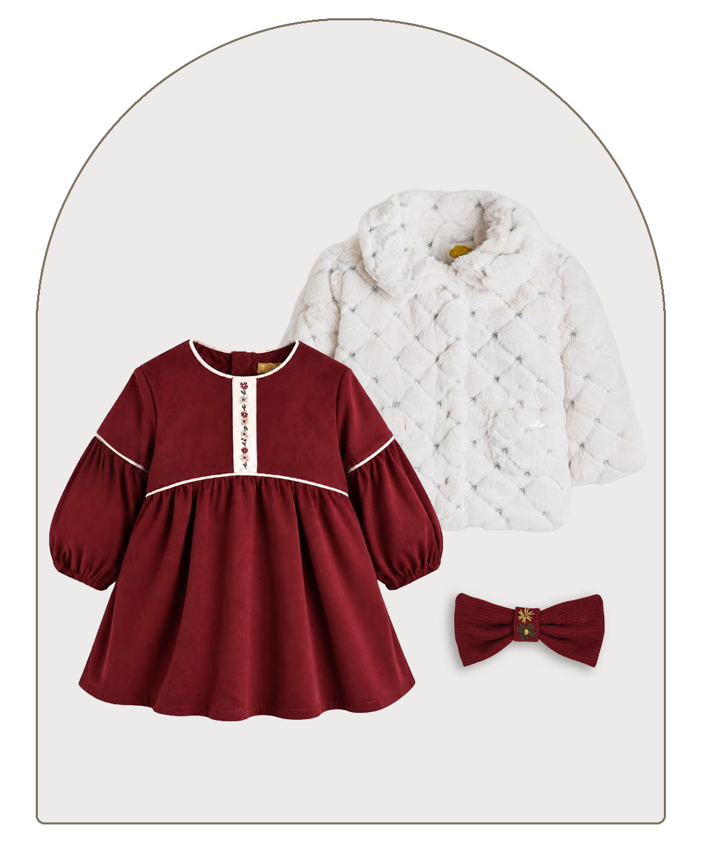 ベビーの女の子用ギフトコレクション　赤のワンピースセット
