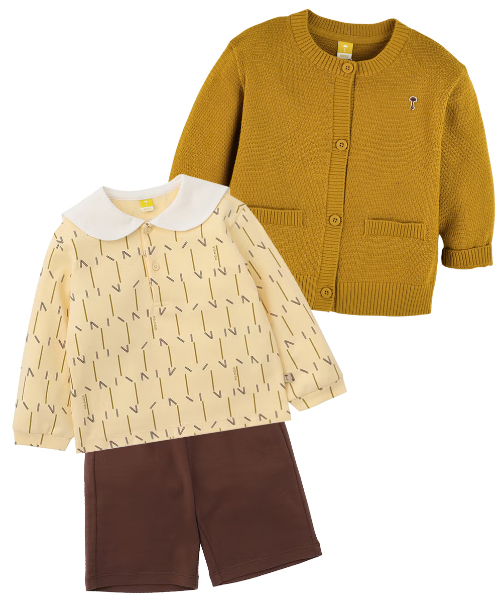 男の子イチョウカラーのキッズコーディネート