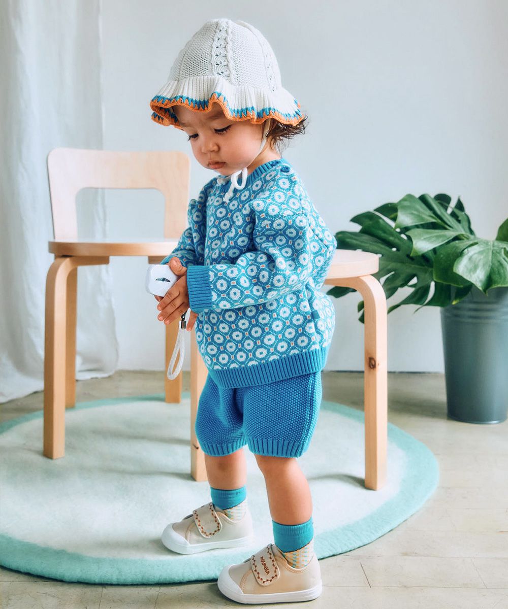 モデル身長：81cm　着用サイズ：90