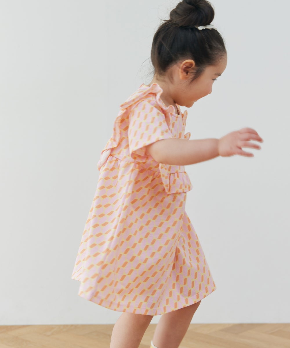 モデル身長：95cm　着用サイズ：100